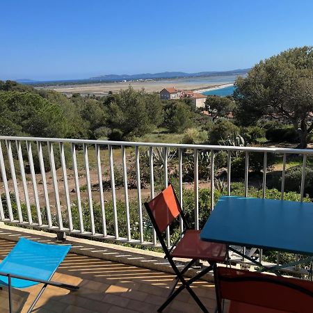 Appartement Hyeres - Costebelle Duplex Vue Mer Balcon Residence Privee Parking - Marie Caroline Exteriör bild