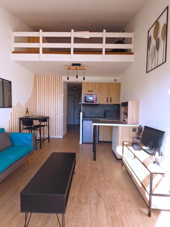 Appartement Hyeres - Costebelle Duplex Vue Mer Balcon Residence Privee Parking - Marie Caroline Exteriör bild