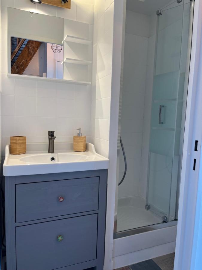 Appartement Hyeres - Costebelle Duplex Vue Mer Balcon Residence Privee Parking - Marie Caroline Exteriör bild