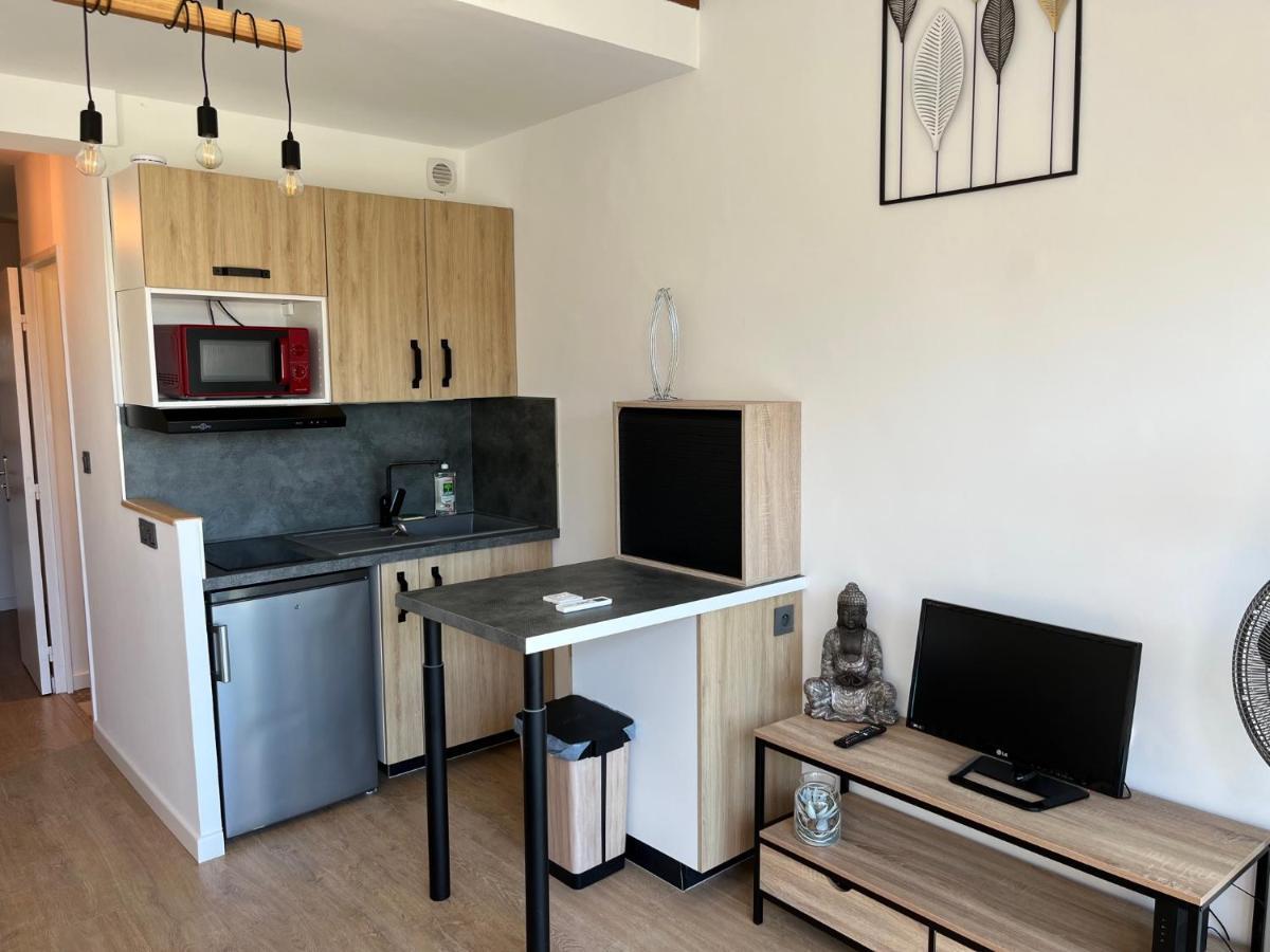 Appartement Hyeres - Costebelle Duplex Vue Mer Balcon Residence Privee Parking - Marie Caroline Exteriör bild