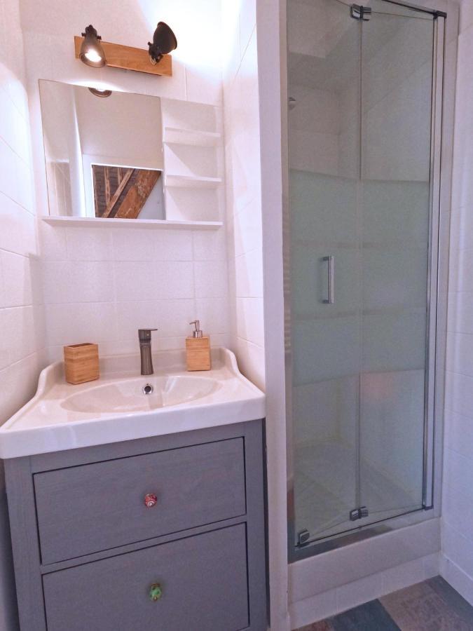 Appartement Hyeres - Costebelle Duplex Vue Mer Balcon Residence Privee Parking - Marie Caroline Exteriör bild