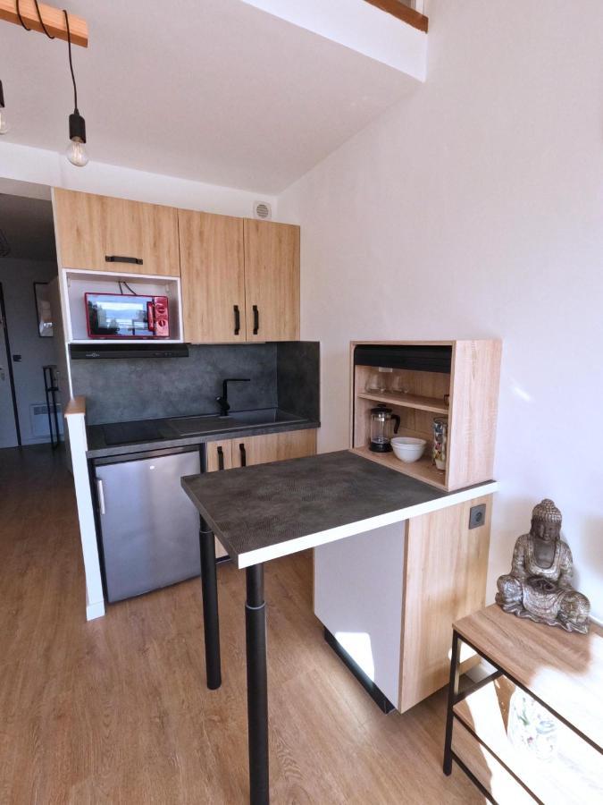 Appartement Hyeres - Costebelle Duplex Vue Mer Balcon Residence Privee Parking - Marie Caroline Exteriör bild